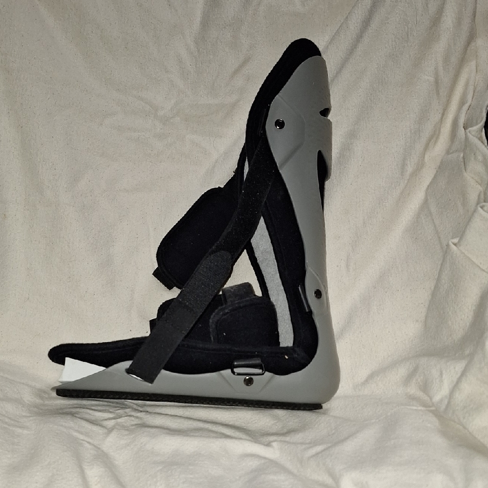 Black and Gray Medical Walking Boot AFO Brace Approx 10" With Toe Wedge Like New